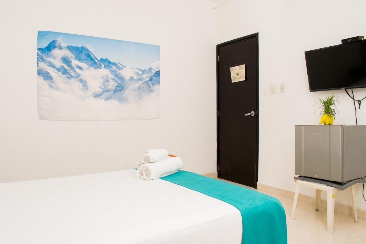 Hotel Agua Dulce Santa Marta  Eksteriør billede